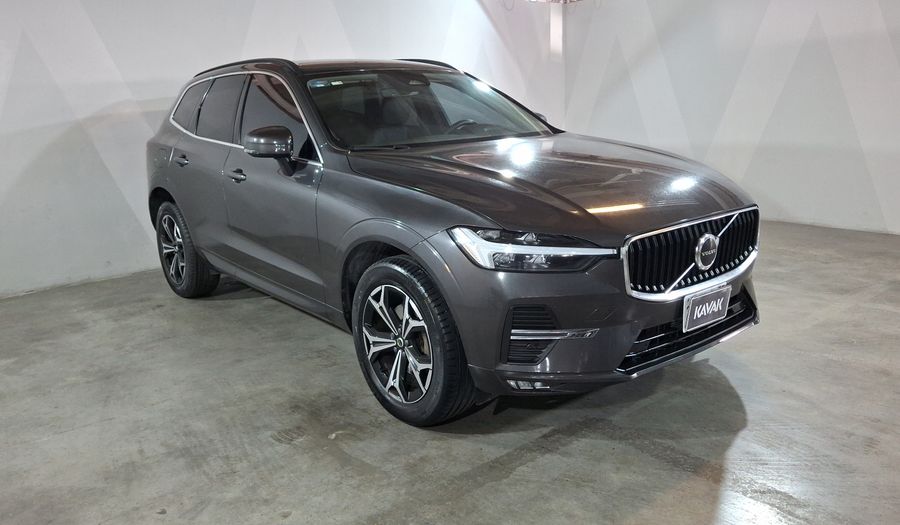 Volvo Xc60 2.0 B5 MHEV MOMENTUM AUTO AWD Suv 2022