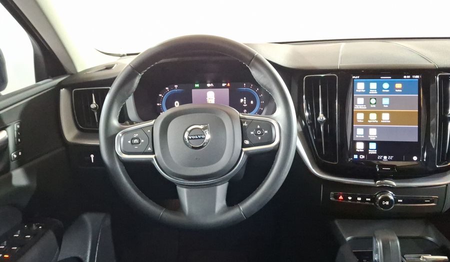 Volvo Xc60 2.0 B5 MHEV MOMENTUM AUTO AWD Suv 2022