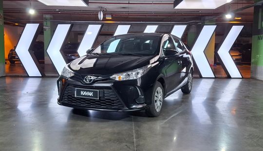 Toyota • Yaris