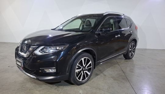 Nissan • X-Trail