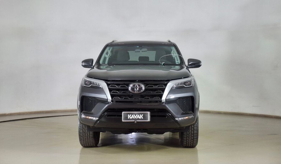 Toyota Fortuner 2.8D AUTO SRX 4WD Suv 2024