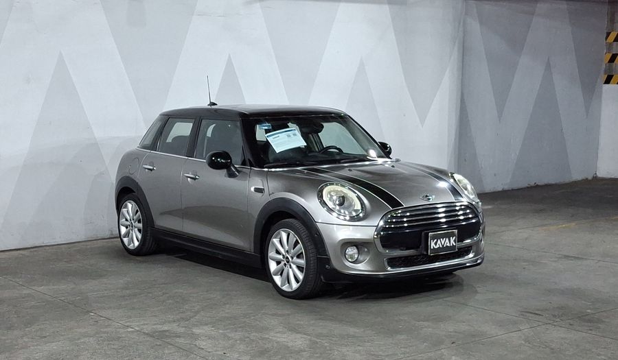 Mini Cooper 1.5 COOPER PEPPER AT Hatchback 2017