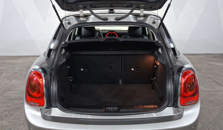 Mini Cooper 1.5 COOPER PEPPER AT Hatchback 2017