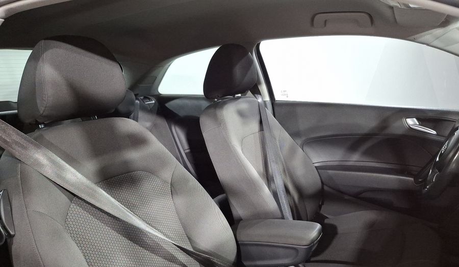 Audi A1 1.4 TFSI COOL S TRONIC Hatchback 2012