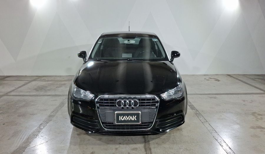 Audi A1 1.4 TFSI COOL S TRONIC Hatchback 2012