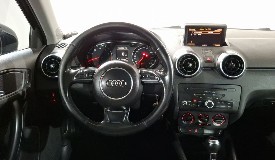 Audi A1 1.4 TFSI COOL S TRONIC Hatchback 2012