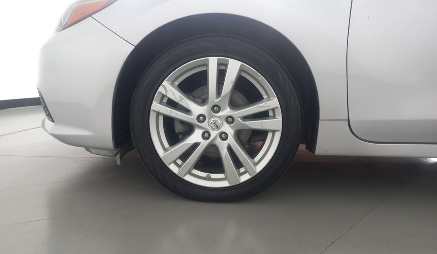 Nissan Altima 2.5 ADVANCE NAVI CVT Sedan 2017