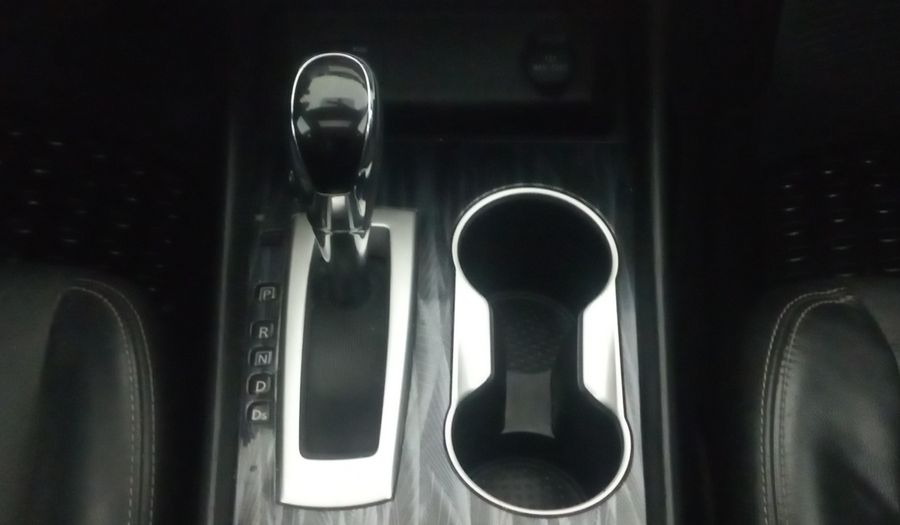 Nissan Altima 2.5 ADVANCE NAVI CVT Sedan 2017