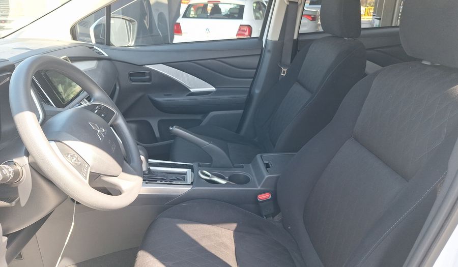 Mitsubishi Xpander 1.5 GLX AUTO Minivan 2024