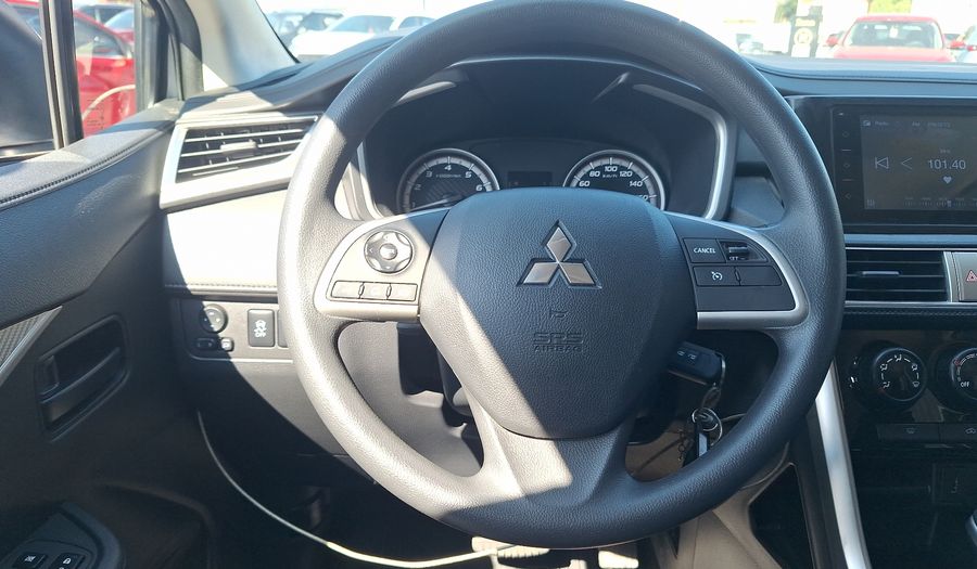 Mitsubishi Xpander 1.5 GLX AUTO Minivan 2024
