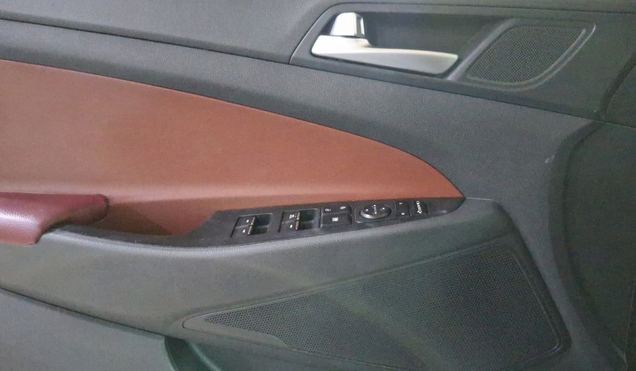 Hyundai Tucson 2.0 LIMITED TECH NAVI AT Suv 2017