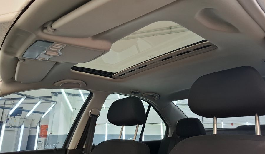 Volkswagen Bora 2.0 TRENDLINE Sedan 2013