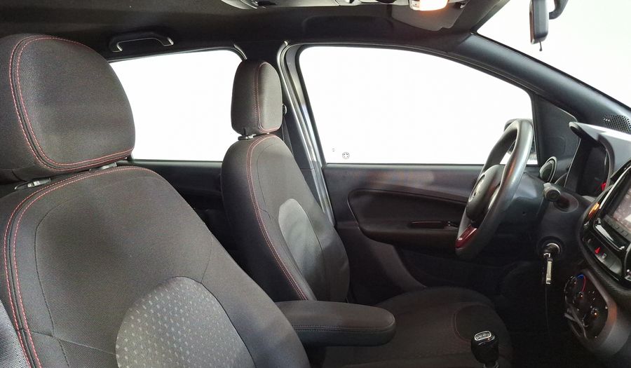 Fiat Uno 1.4 SPORTING Hatchback 2020