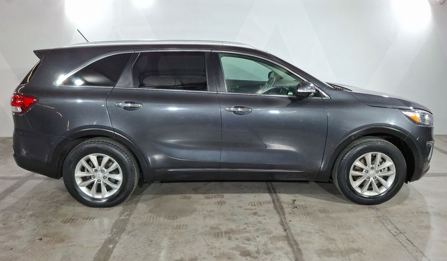 Kia Sorento 2.4 LX AUTO Suv 2018