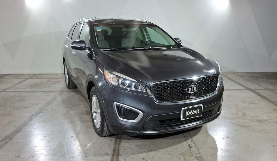 Kia Sorento 2.4 LX AUTO Suv 2018