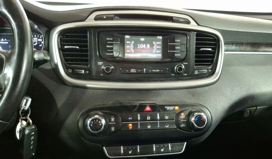 Kia Sorento 2.4 LX AUTO Suv 2018
