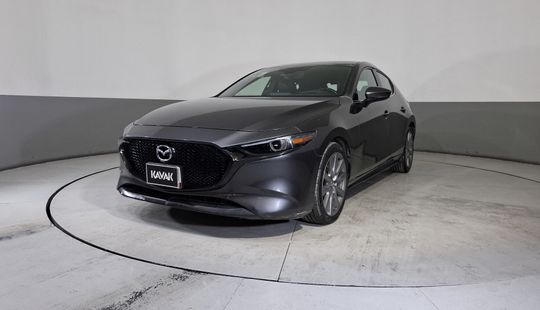 Mazda • Mazda 3