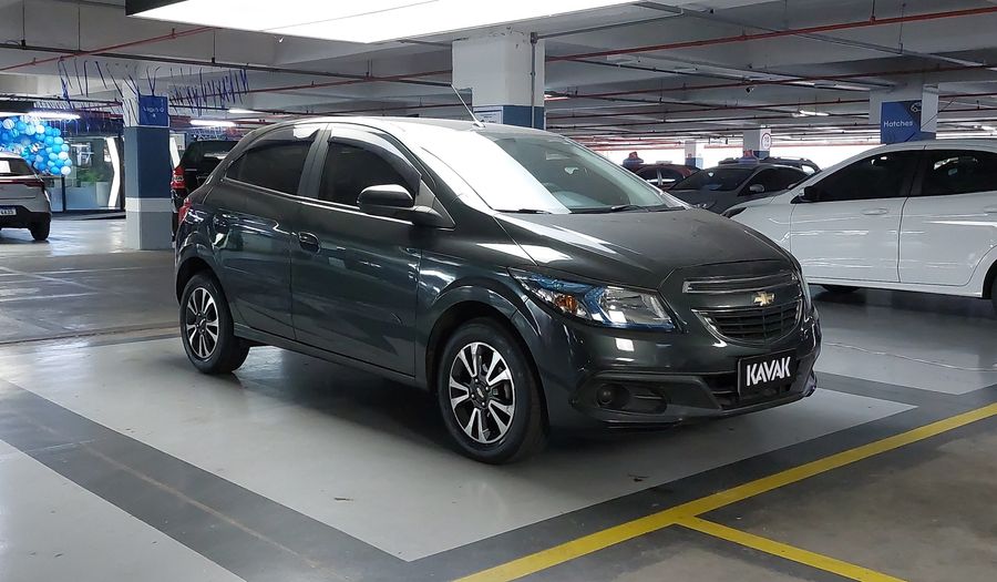 Chevrolet Onix 1.4 SPE/4 LT Hatchback 2016