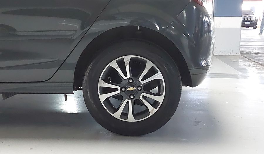 Chevrolet Onix 1.4 SPE/4 LT Hatchback 2016
