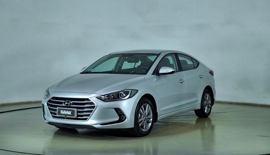 Hyundai • Elantra