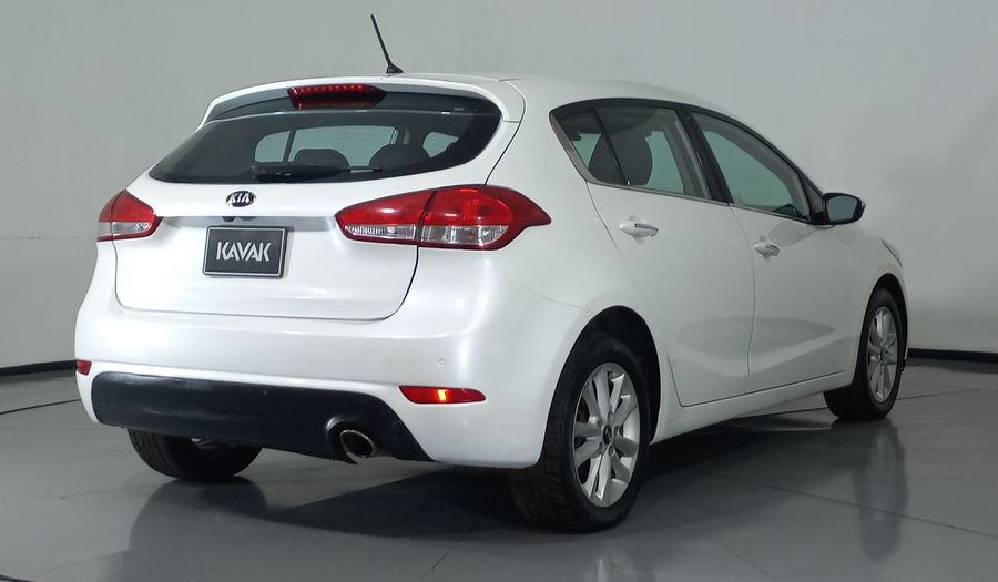 Kia Forte 2.0 EX AUTO Hatchback 2018
