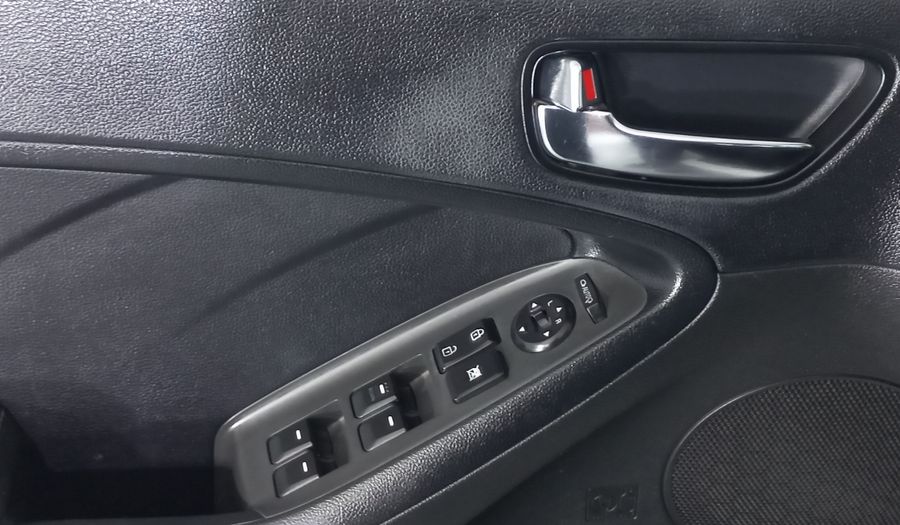 Kia Forte 2.0 EX AUTO Hatchback 2018