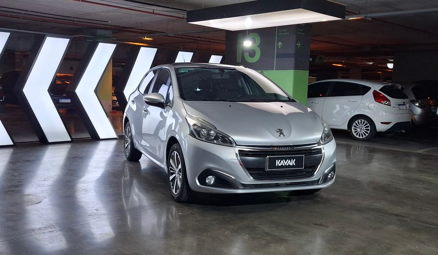 Peugeot 208 1.6 ALLURE Hatchback 2016