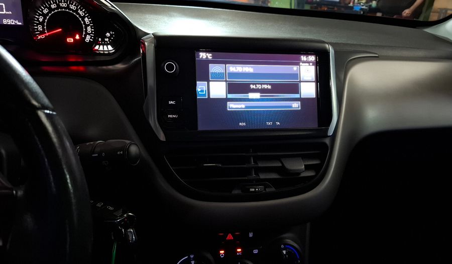 Peugeot 208 1.6 ALLURE Hatchback 2016