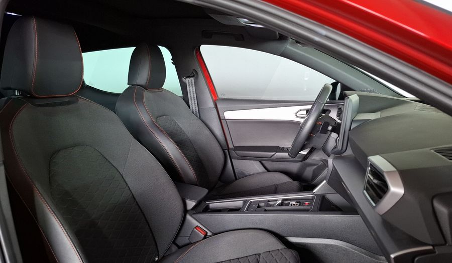 Seat Leon 1.4 FR AUTO Hatchback 2025