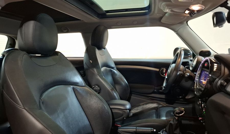 Mini Cooper 1.5 COOPER PEPPER AT Hatchback 2016