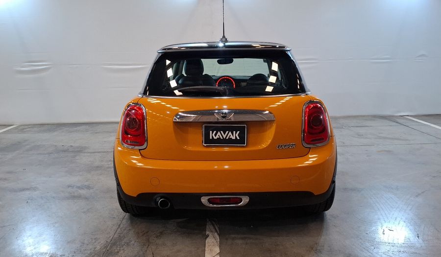 Mini Cooper 1.5 COOPER PEPPER AT Hatchback 2016
