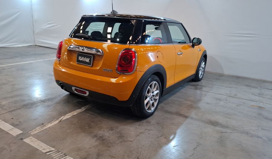 Mini Cooper 1.5 COOPER PEPPER AT Hatchback 2016