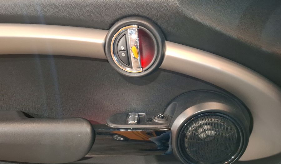 Mini Cooper 1.5 COOPER PEPPER AT Hatchback 2016