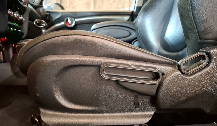 Mini Cooper 1.5 COOPER PEPPER AT Hatchback 2016