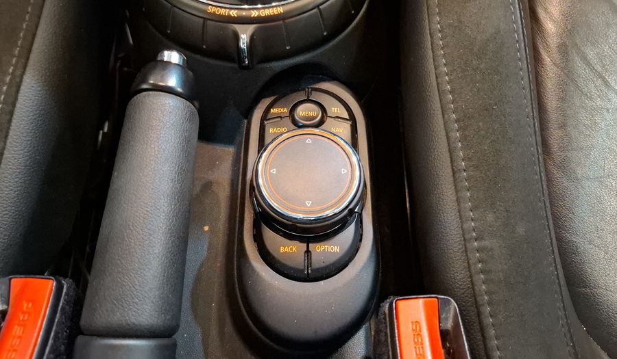 Mini Cooper 1.5 COOPER PEPPER AT Hatchback 2016