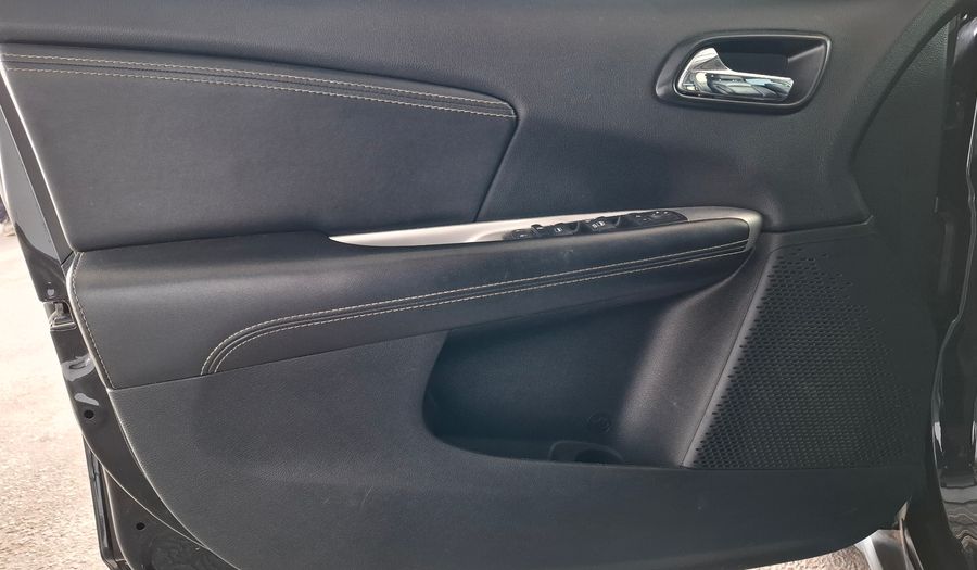 Dodge Journey 2.4 SXT TECHO DVD AUTO Suv 2017