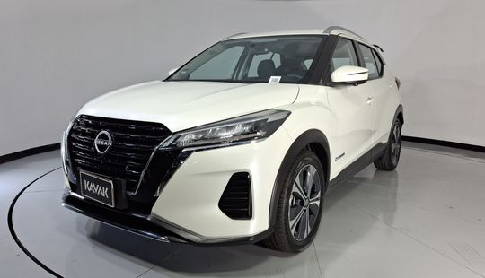 Nissan • Kicks Play