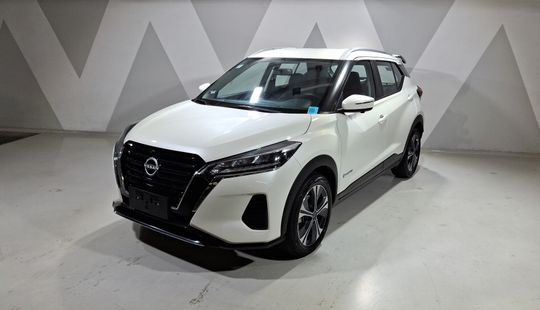 Nissan • Kicks Play