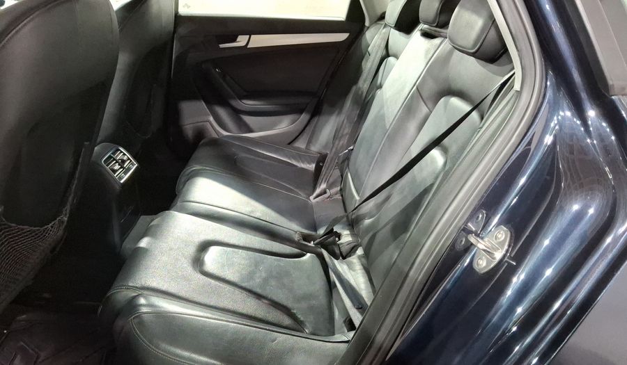 Audi A4 2.0 TFSI TRENDY PLUS MULTITRONIC Sedan 2013