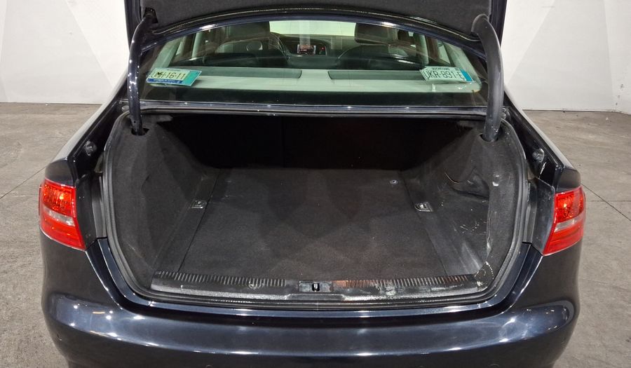 Audi A4 2.0 TFSI TRENDY PLUS MULTITRONIC Sedan 2013