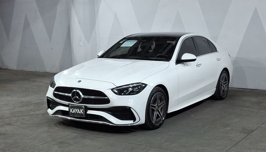 Mercedes Benz • Clase C