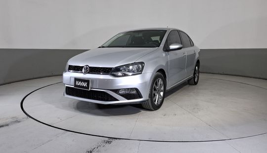 Volkswagen • Vento