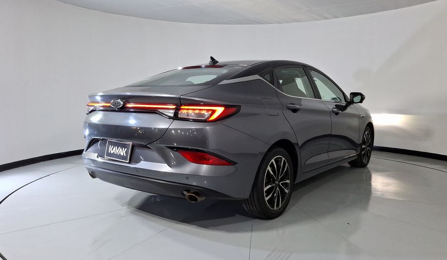 Jac J7 1.5 LIMITED CVT Hatchback 2022