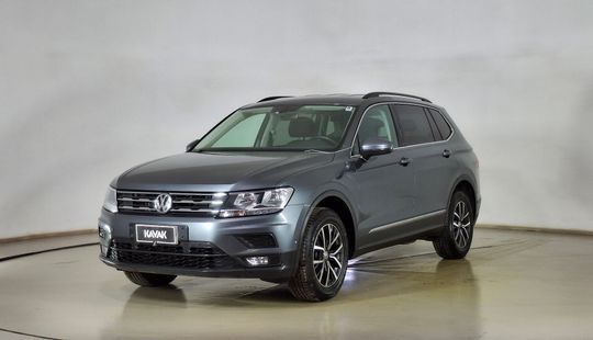 Volkswagen • Tiguan