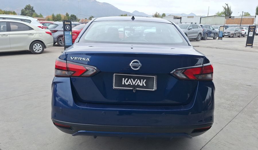 Nissan Versa 1.6 SENSE Sedan 2022