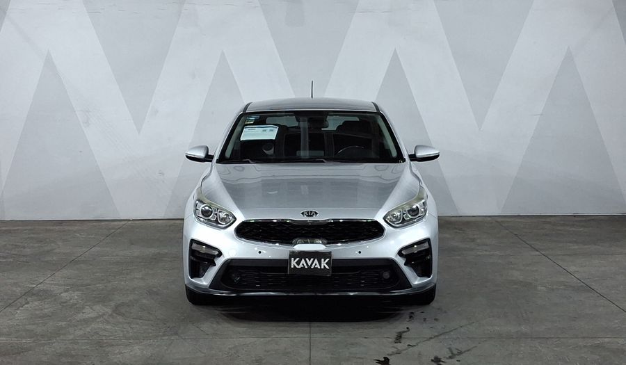 Kia Forte 2.0 EX IVT Hatchback 2020
