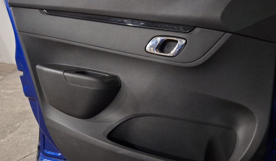 Renault Kwid 1.0 ICONIC Hatchback 2024