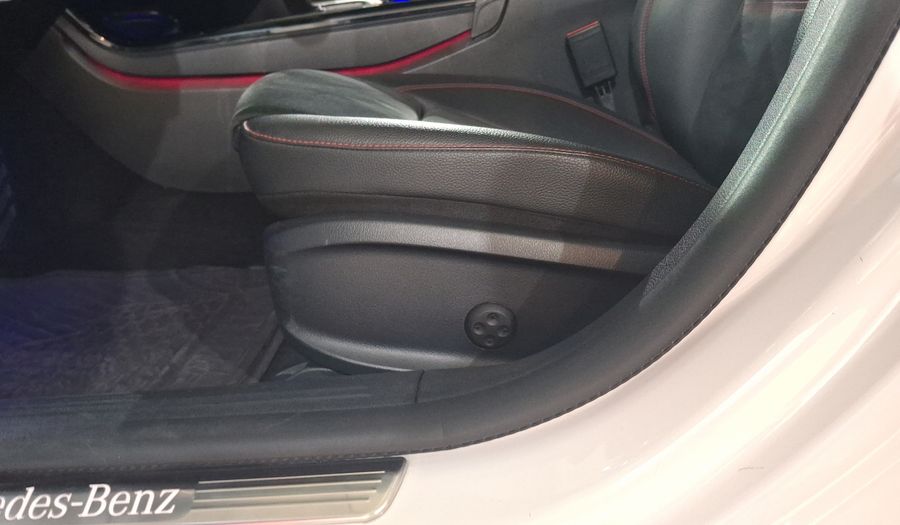 Mercedes Benz Clase Cla 1.3 CLA 200 SPORT DCT Coupe 2020