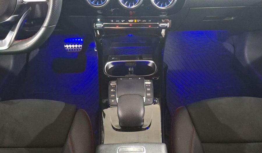 Mercedes Benz Clase Cla 1.3 CLA 200 SPORT DCT Coupe 2020
