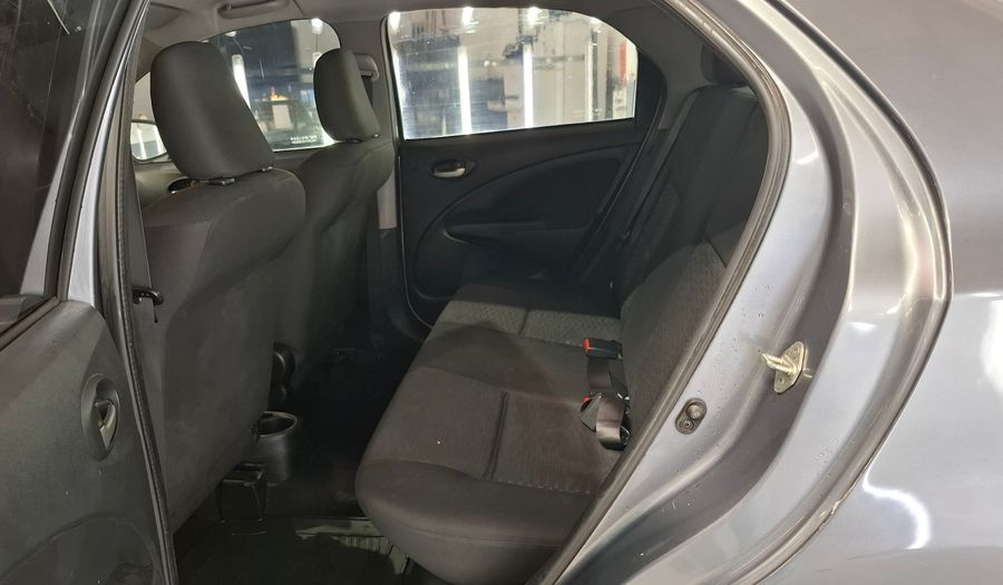 Toyota Etios 1.5 XLS Sedan 2014